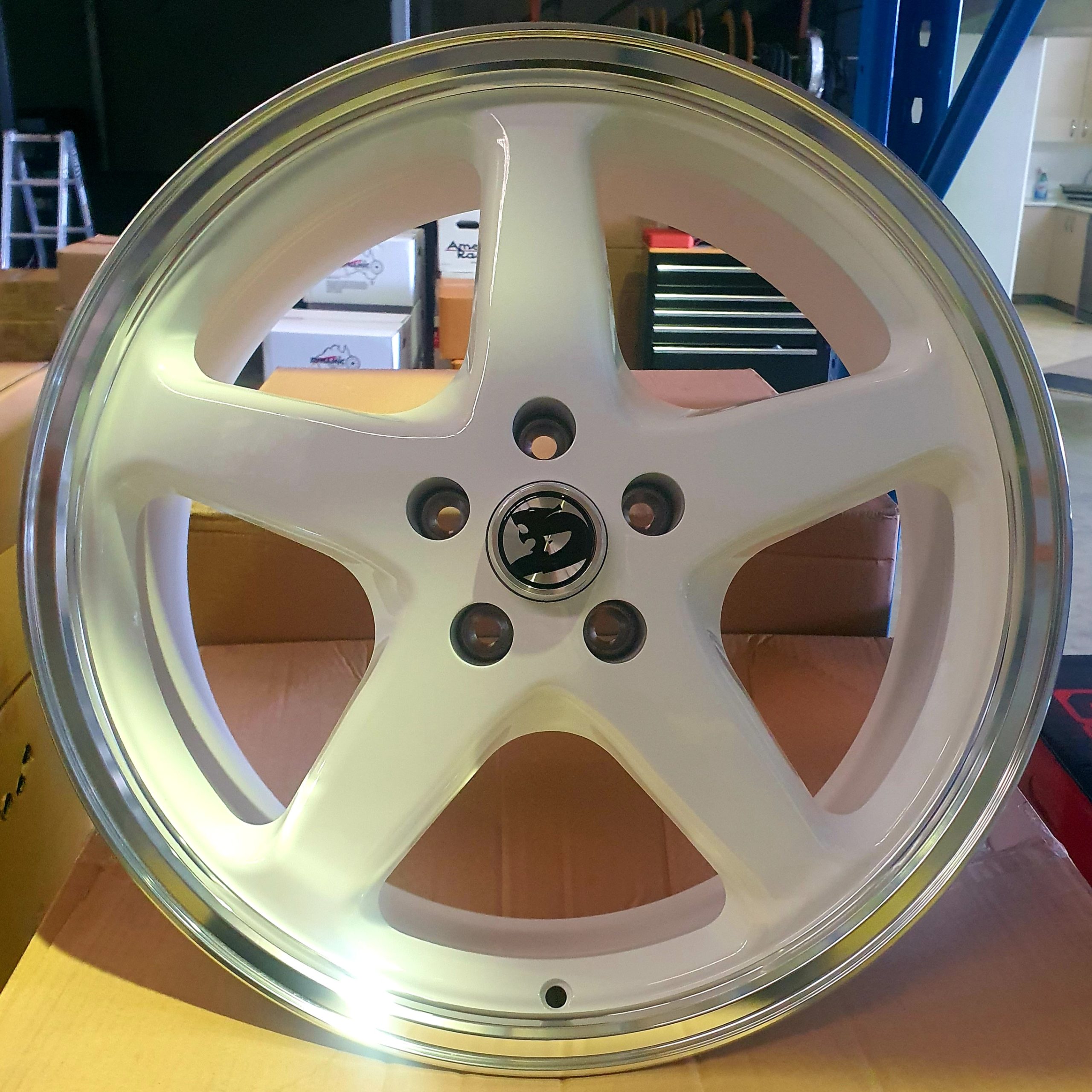 (WALKY WHEEL) LENSO TF1 GLOSS BLACK MIRRORED LIP (WALKY WHEEL) LENSO TF1 GLOSS BLACK MIRRORED LIP