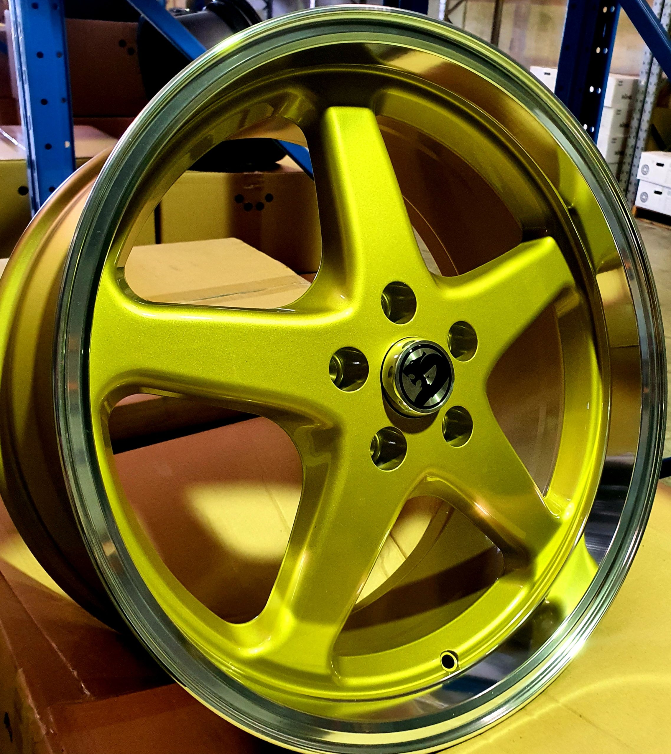 (WALKY WHEEL) LENSO TF1 GLOSS BLACK MIRRORED LIP (WALKY WHEEL) LENSO TF1 GLOSS BLACK MIRRORED LIP