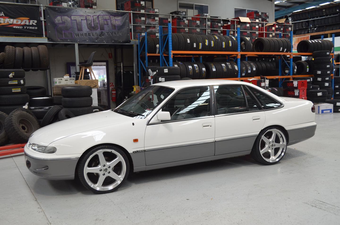 (WALKY WHEEL) LENSO TF1 GLOSS BLACK MIRRORED LIP (WALKY WHEEL) LENSO TF1 GLOSS BLACK MIRRORED LIP