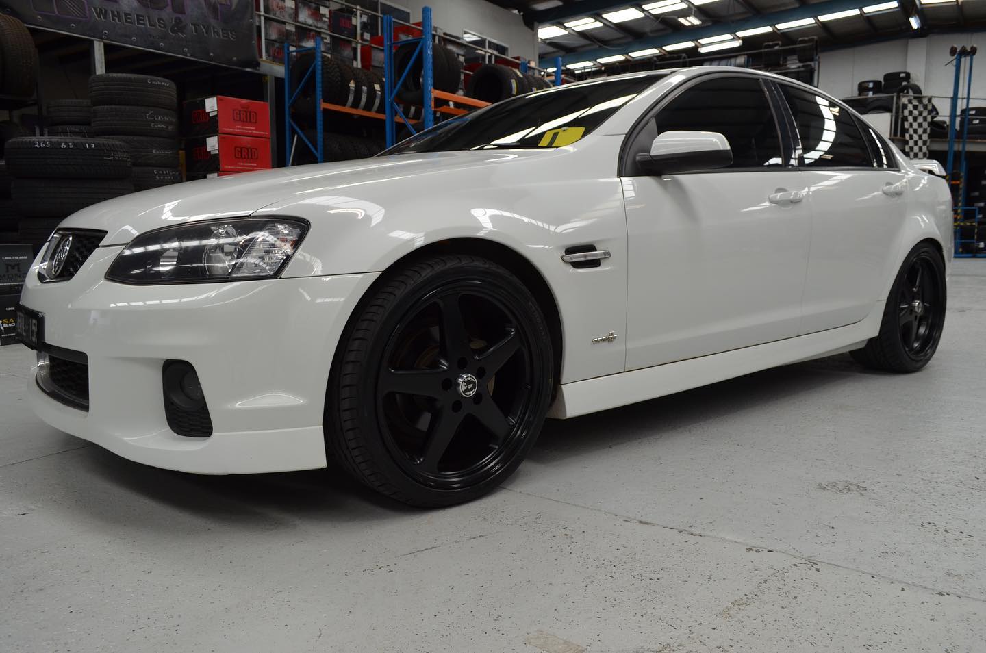 (WALKY WHEEL) LENSO TF1 GLOSS BLACK MIRRORED LIP (WALKY WHEEL) LENSO TF1 GLOSS BLACK MIRRORED LIP